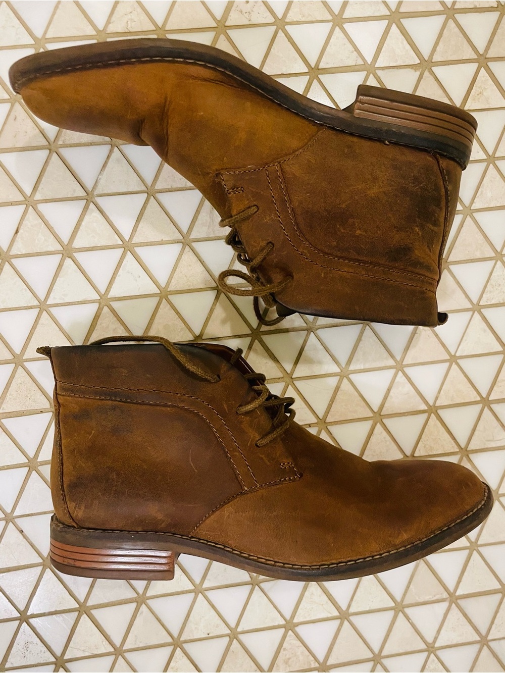 Clarks Women’s Leather Ankle Boots Size 7.5 Brown